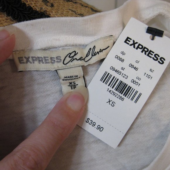NWT Express white Forever Wild graphic t shirt top XS extra small - Picture 6 of 6
